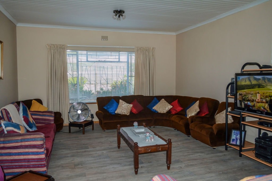 5 Bedroom Property for Sale in Klawer Western Cape